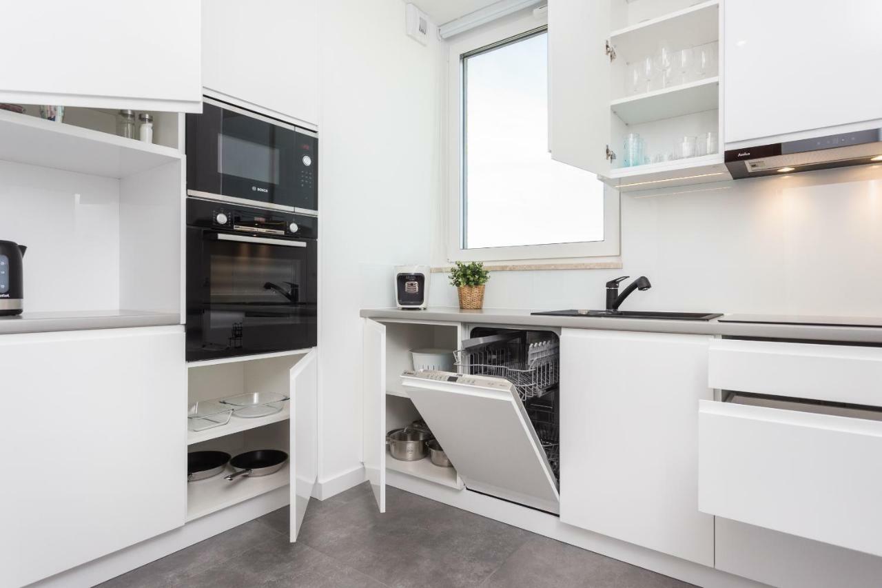 Mogilska Tower Apartments Near Tauron Arena By Inpoint - Free Underground Parking Krakow Bagian luar foto